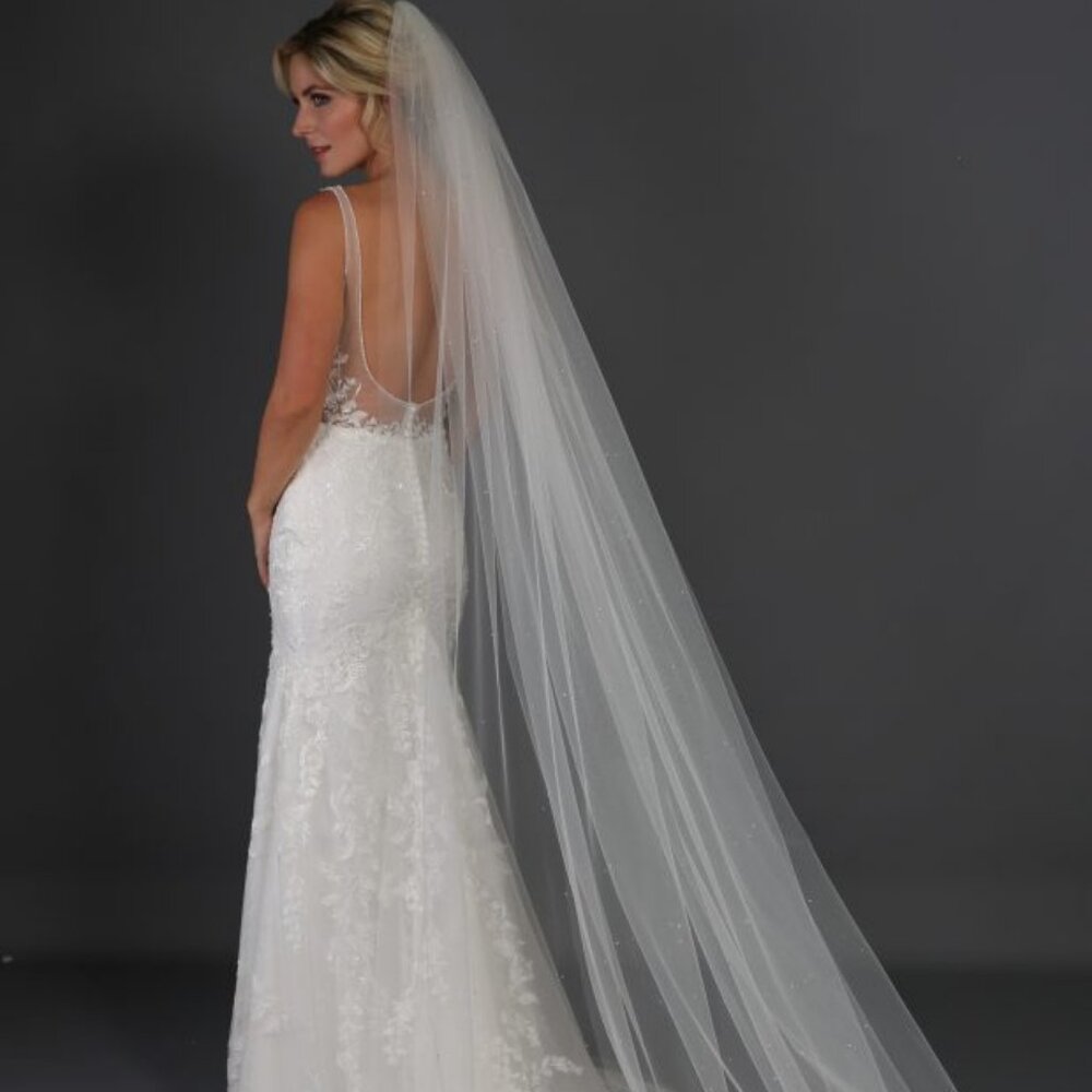 Richard Design Crystal Scatter Cut Edge Veil, Ivory, 114”